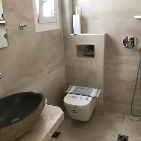 Vassiliki Guest house 3*