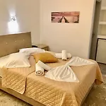 Vassiliki Pensión Páros