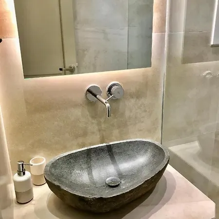 瓦西莉基客房酒店 Páros